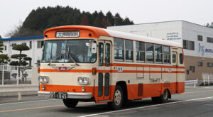 伊予鉄南予バス　1065