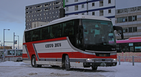 北海道中央バス「高速はこだて号」　5176　2022冬　アイキャッチ用　480